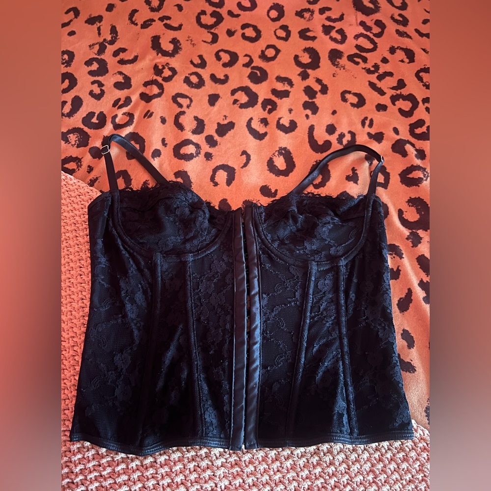 cute black lace corset with open back from shein